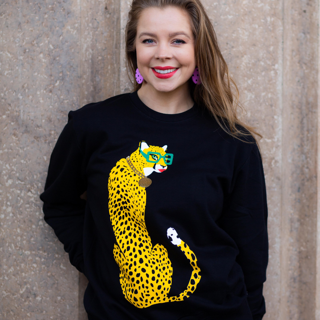 Black Unisex 'C'es Chic' Sweatshirt With Cheetah Print